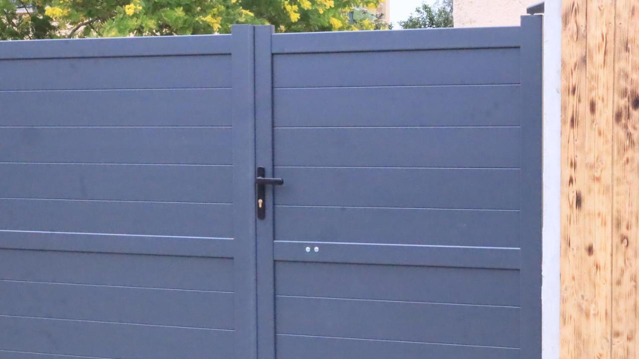 Apartamento L'Almanarre Hyères Exterior foto